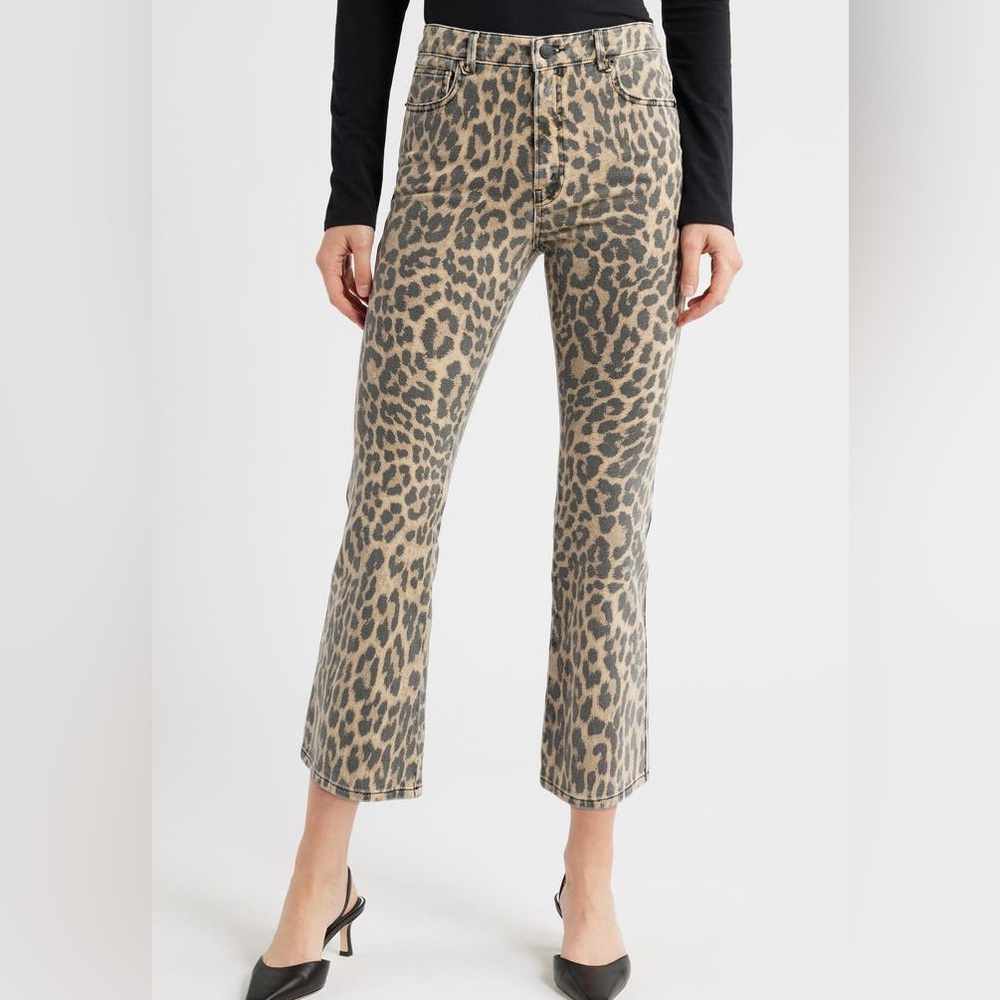 Good American Leopard Print Ankle Jeans in Beige and Black